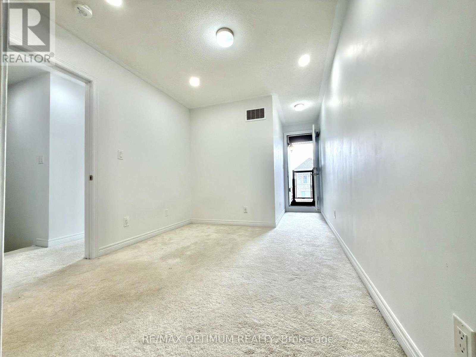 2004 Cameron Lott Crescent, Oshawa, ON
