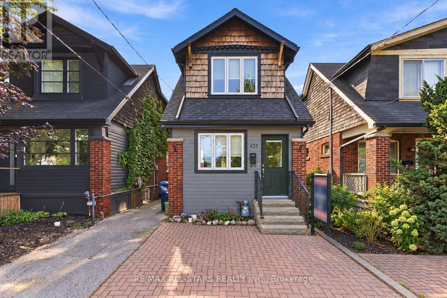 435 Mortimer Avenue, Toronto, ON
