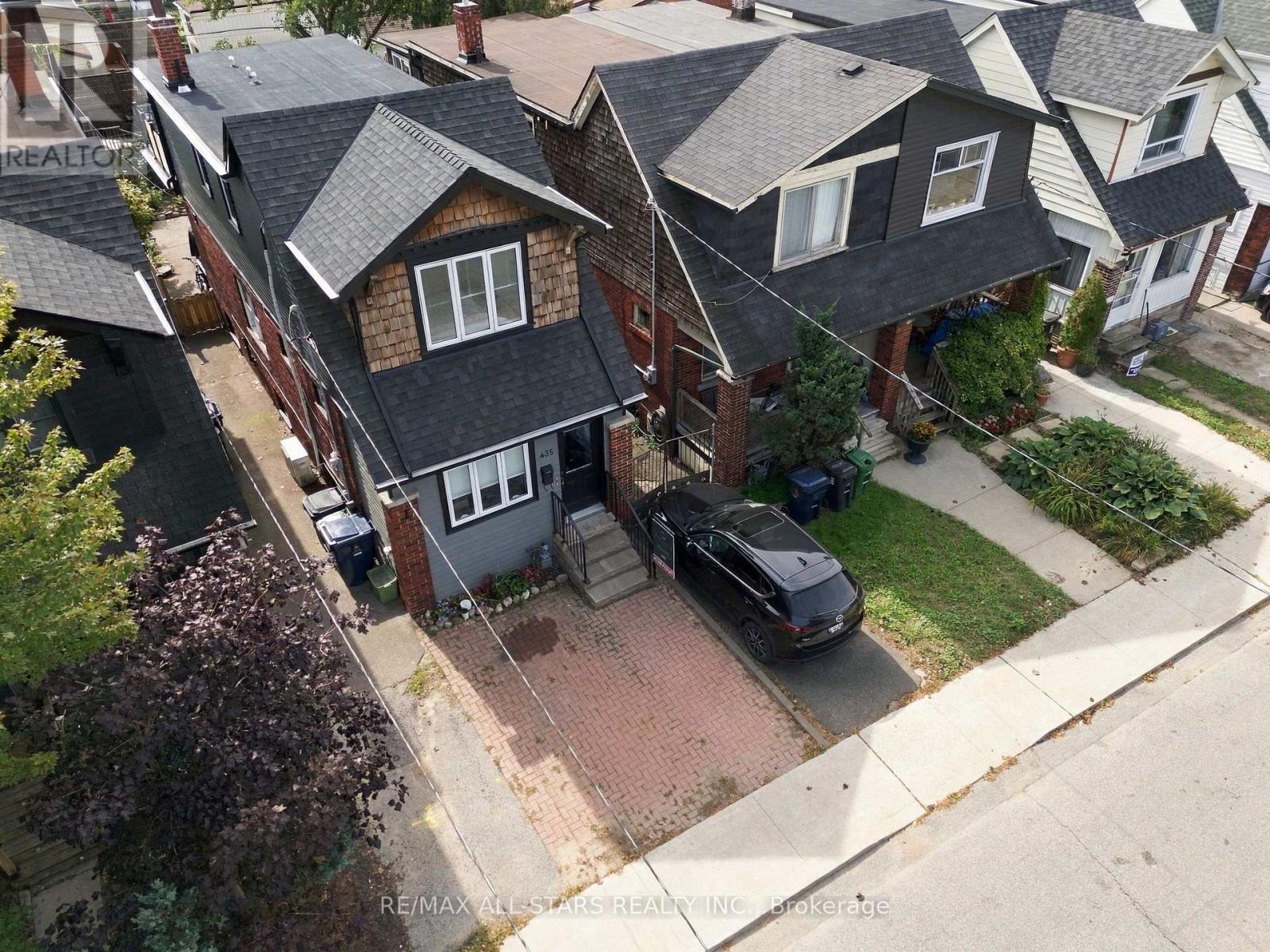 435 Mortimer Avenue, Toronto, ON