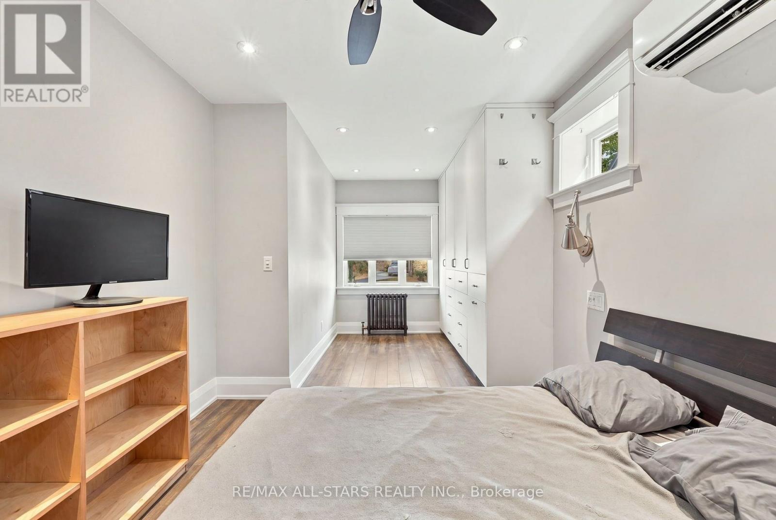 main - 435 Mortimer Avenue, Toronto, ON