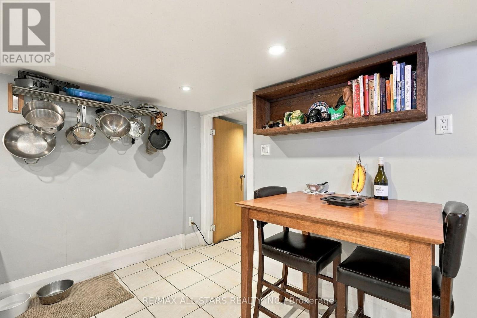 basement - 435 Mortimer Avenue, Toronto, ON