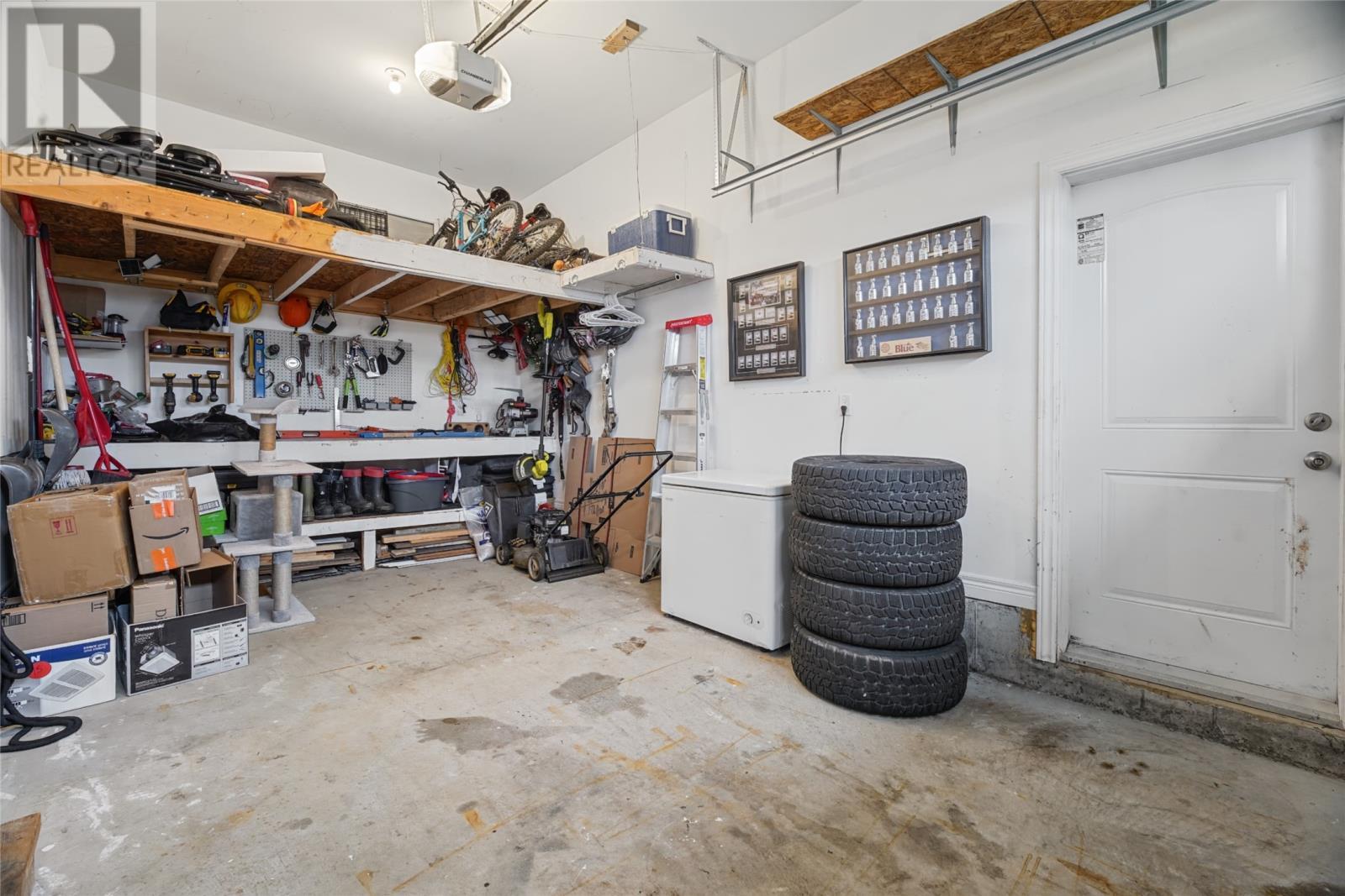 18 Challenger Crescent, Paradise, NL