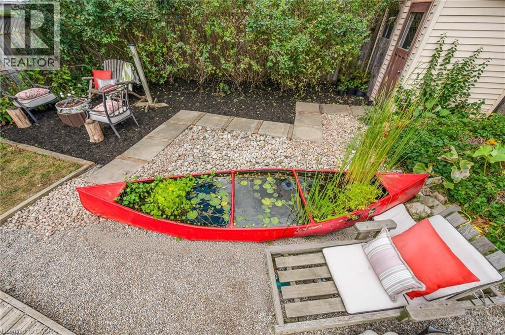 10 Goldfinch Road, Hamilton, ON
