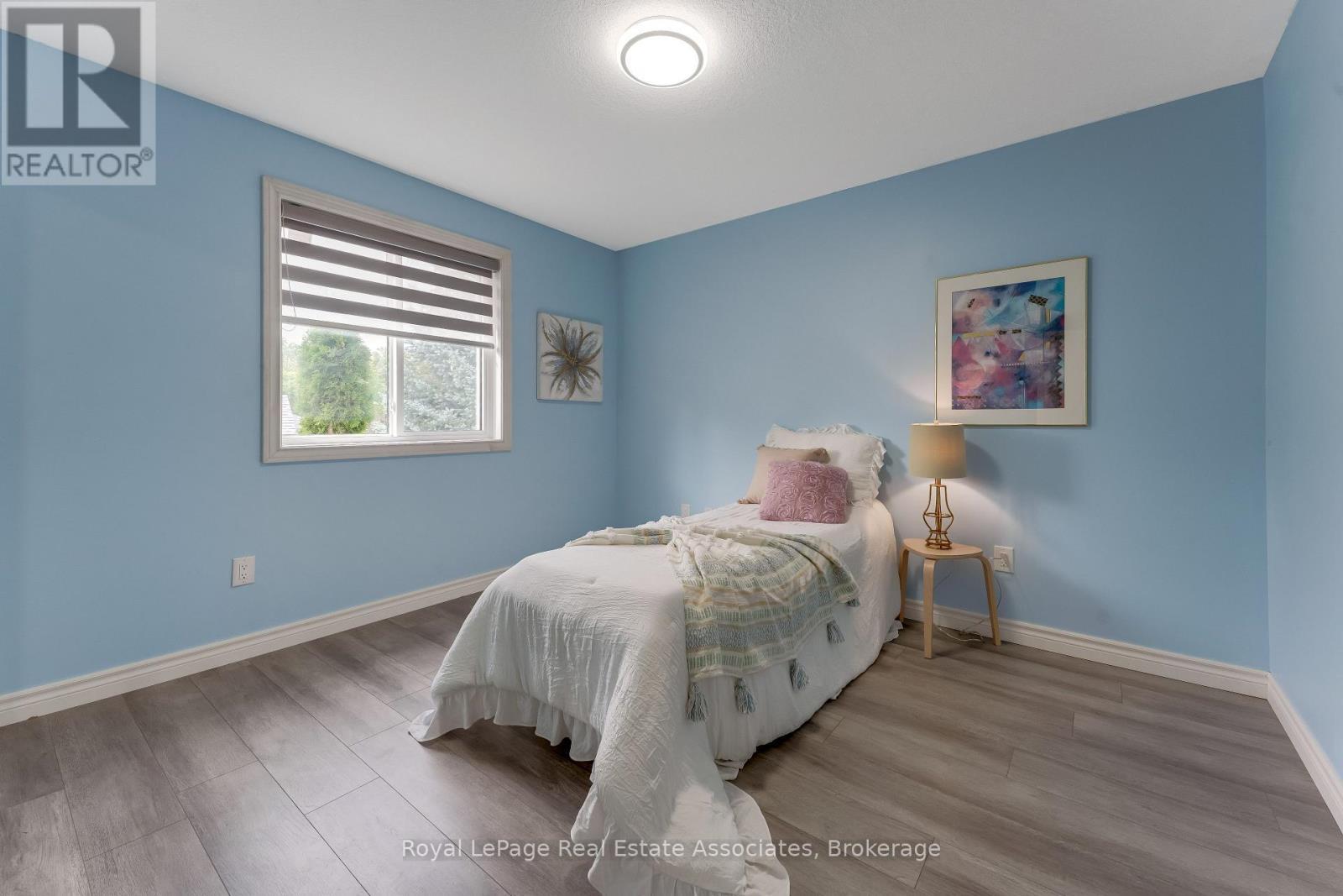 406 Sandy Cove Crescent, Waterloo, ON