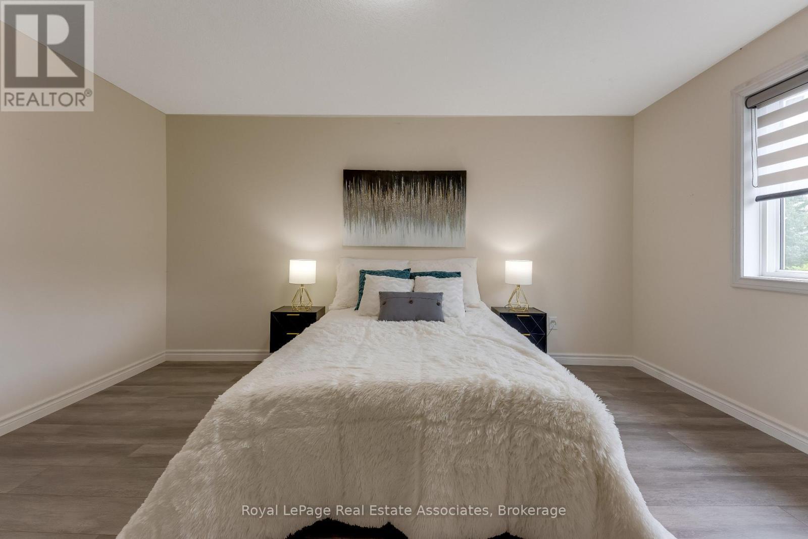 406 Sandy Cove Crescent, Waterloo, ON