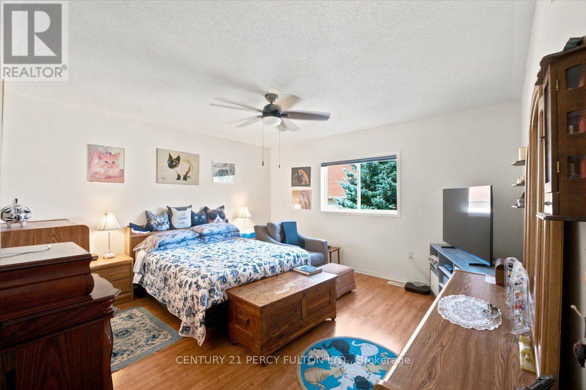 111 White Drive, Port Hope, ON