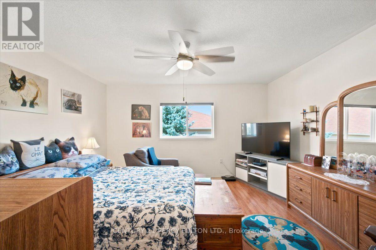 111 White Drive, Port Hope, ON