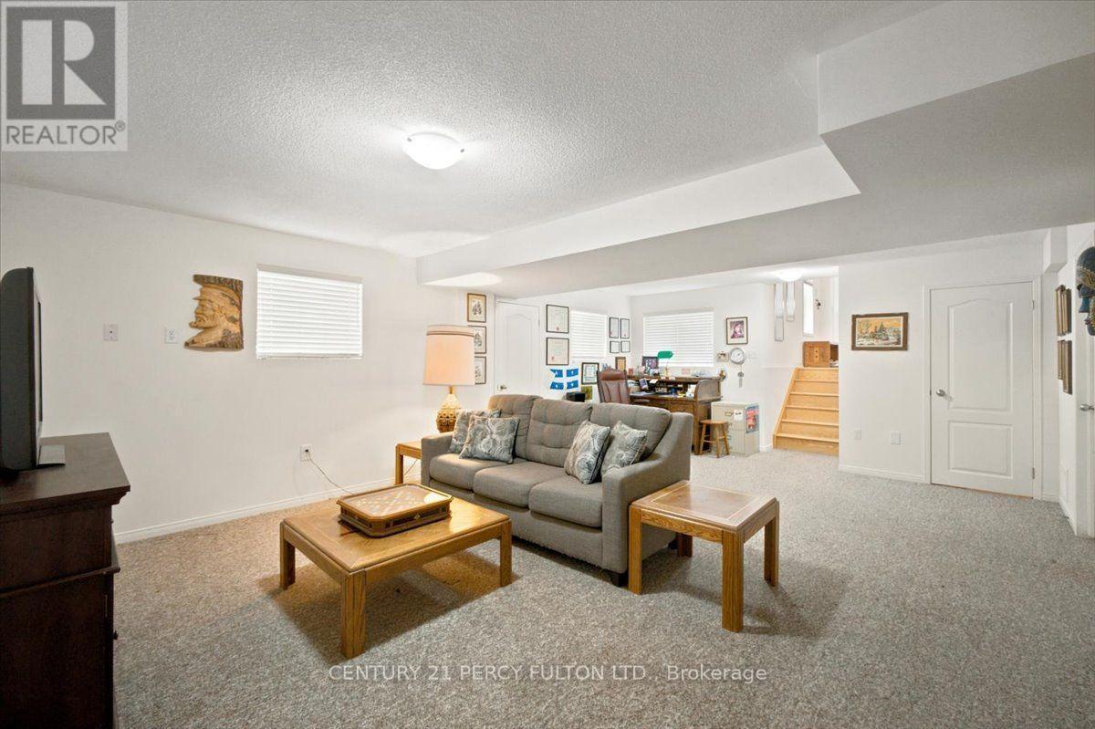 111 White Drive, Port Hope, ON