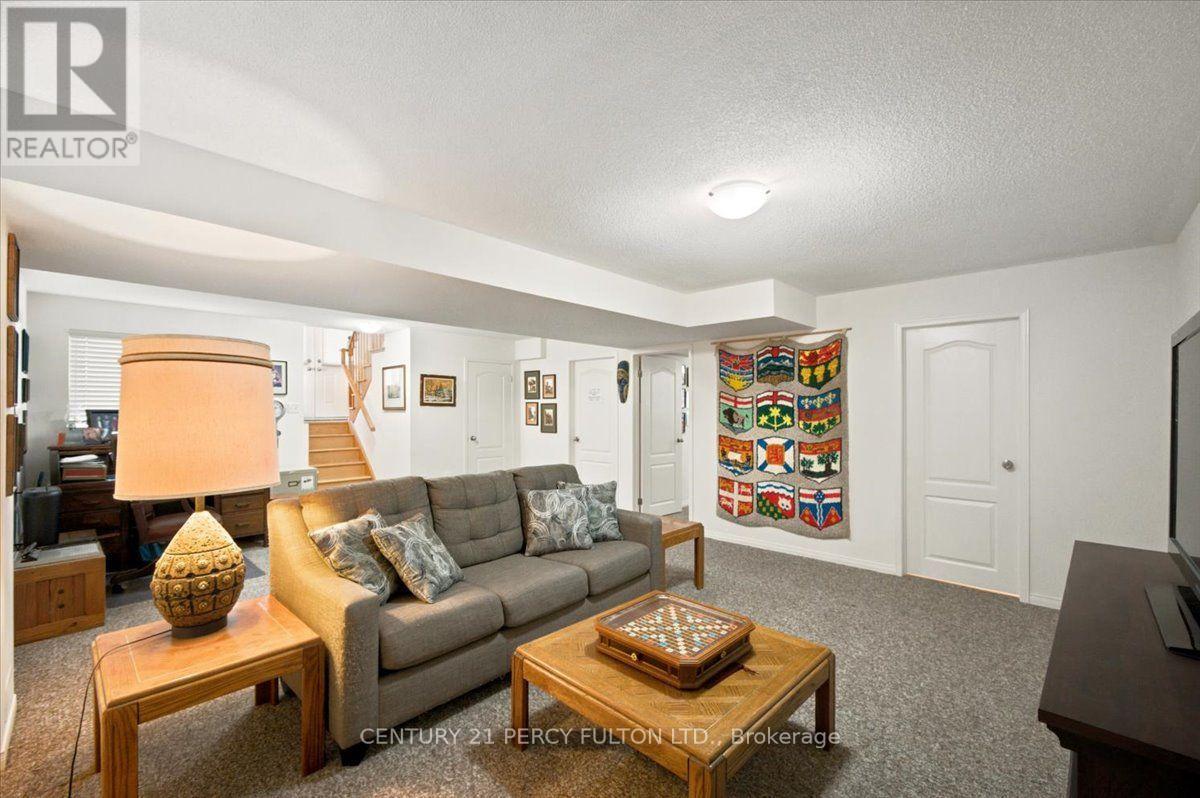 111 White Drive, Port Hope, ON