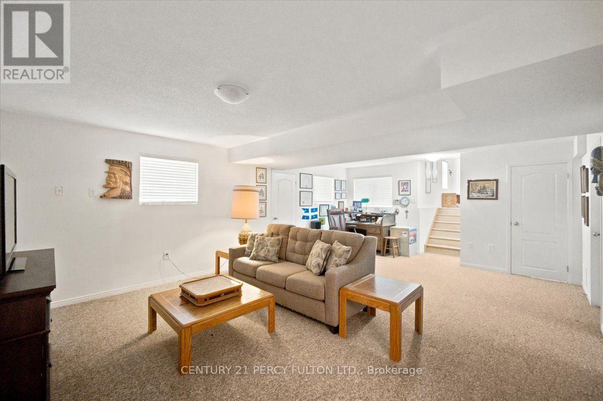111 White Drive, Port Hope, ON