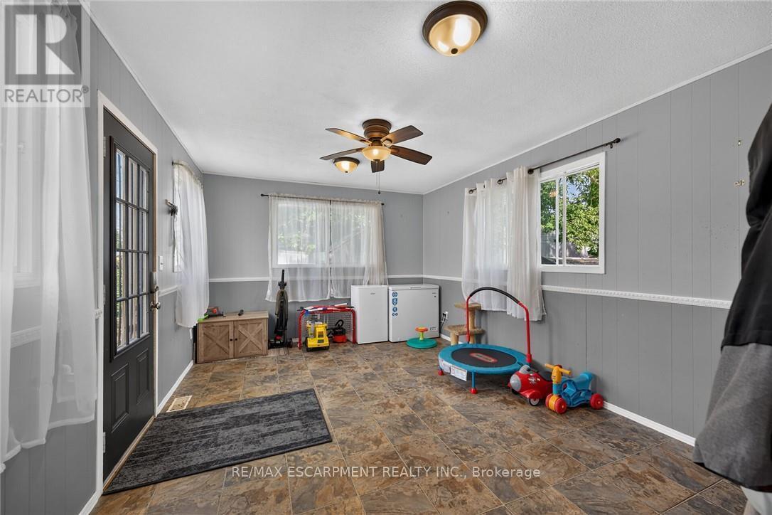 82 Division Street, Brantford, ON