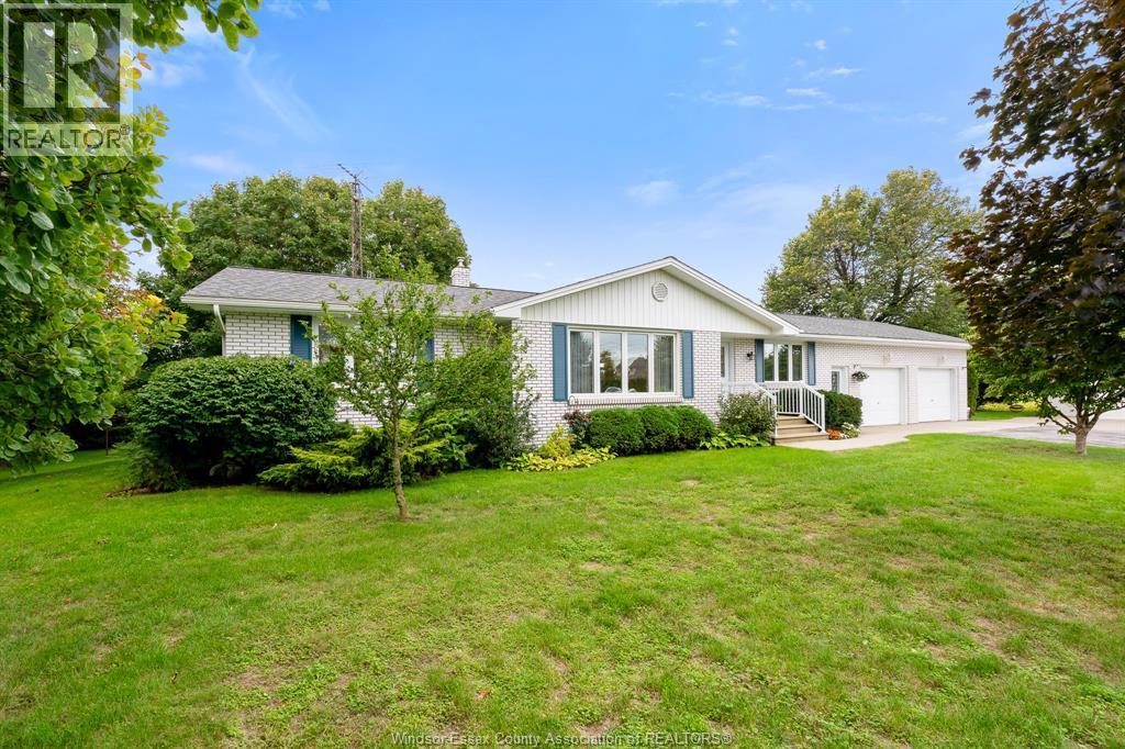 234 Essex Rd 18, Leamington, ON