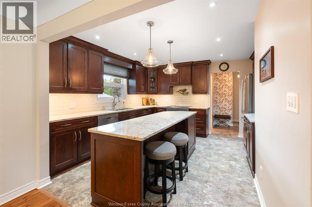 234 Essex Rd 18, Leamington, ON