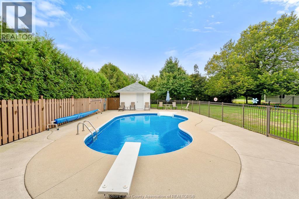234 Essex Rd 18, Leamington, ON