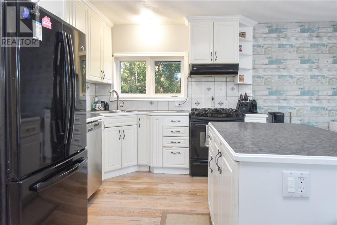 356 Sunset Road, Wahnapitae, ON