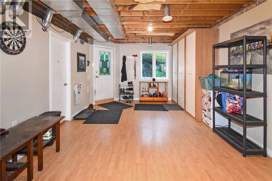 356 Sunset Road, Wahnapitae, ON