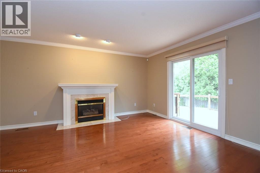 715 Bateman Court, Burlington, ON