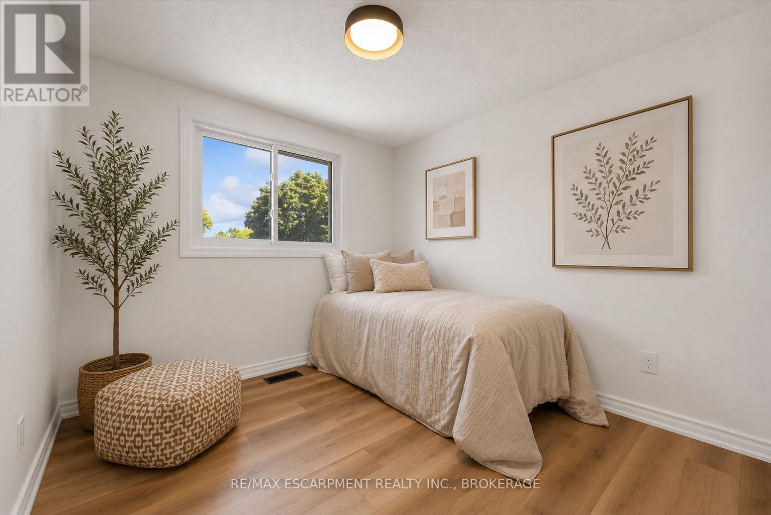 49 Grove Avenue, St. Catharines (Secord Woods), ON