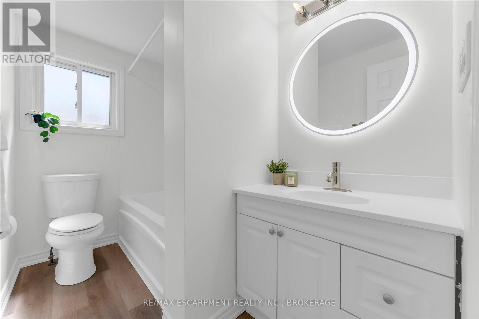 49 Grove Avenue, St. Catharines (Secord Woods), ON