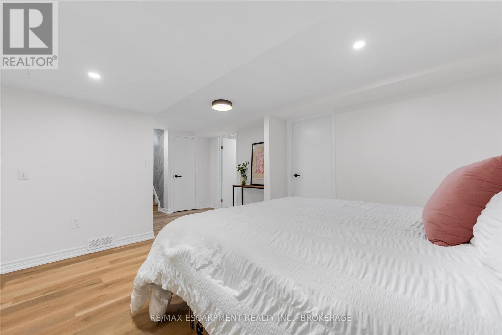 49 Grove Avenue, St. Catharines (Secord Woods), ON