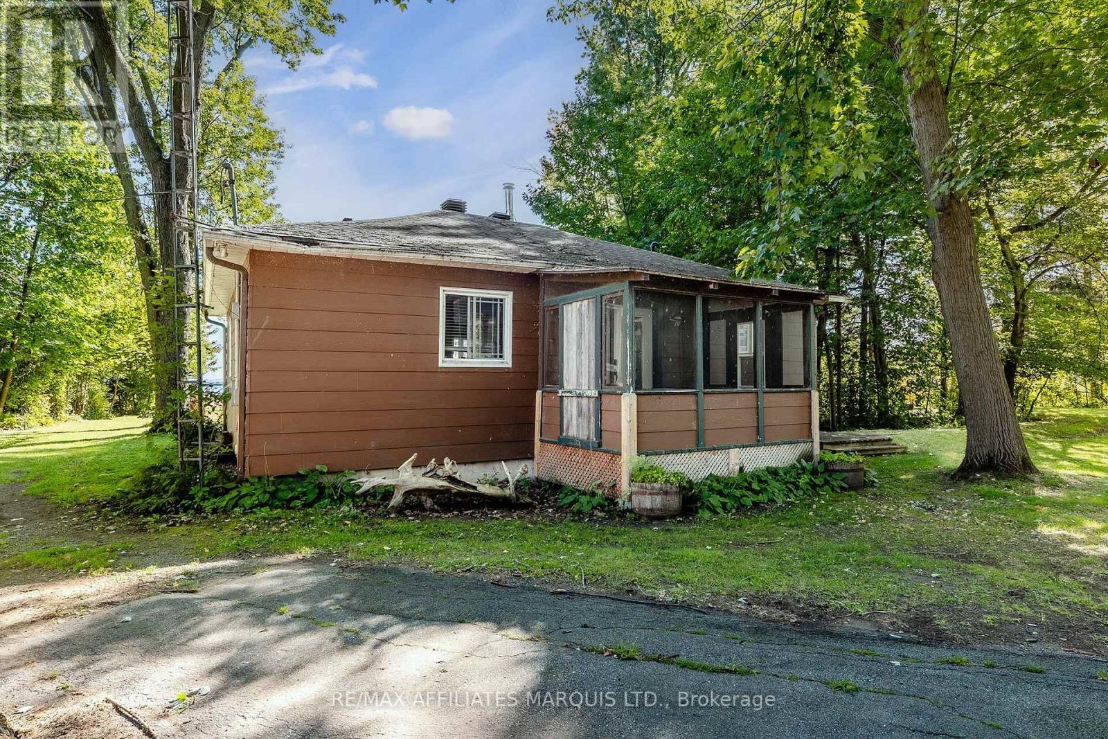 6286 Pleasant Drive, South Glengarry, ON