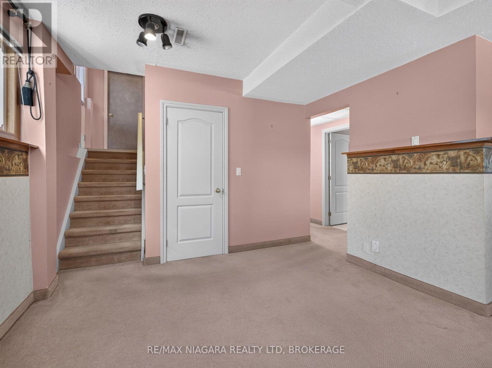 7905 Salisbury Place, Niagara Falls (West Wood), ON