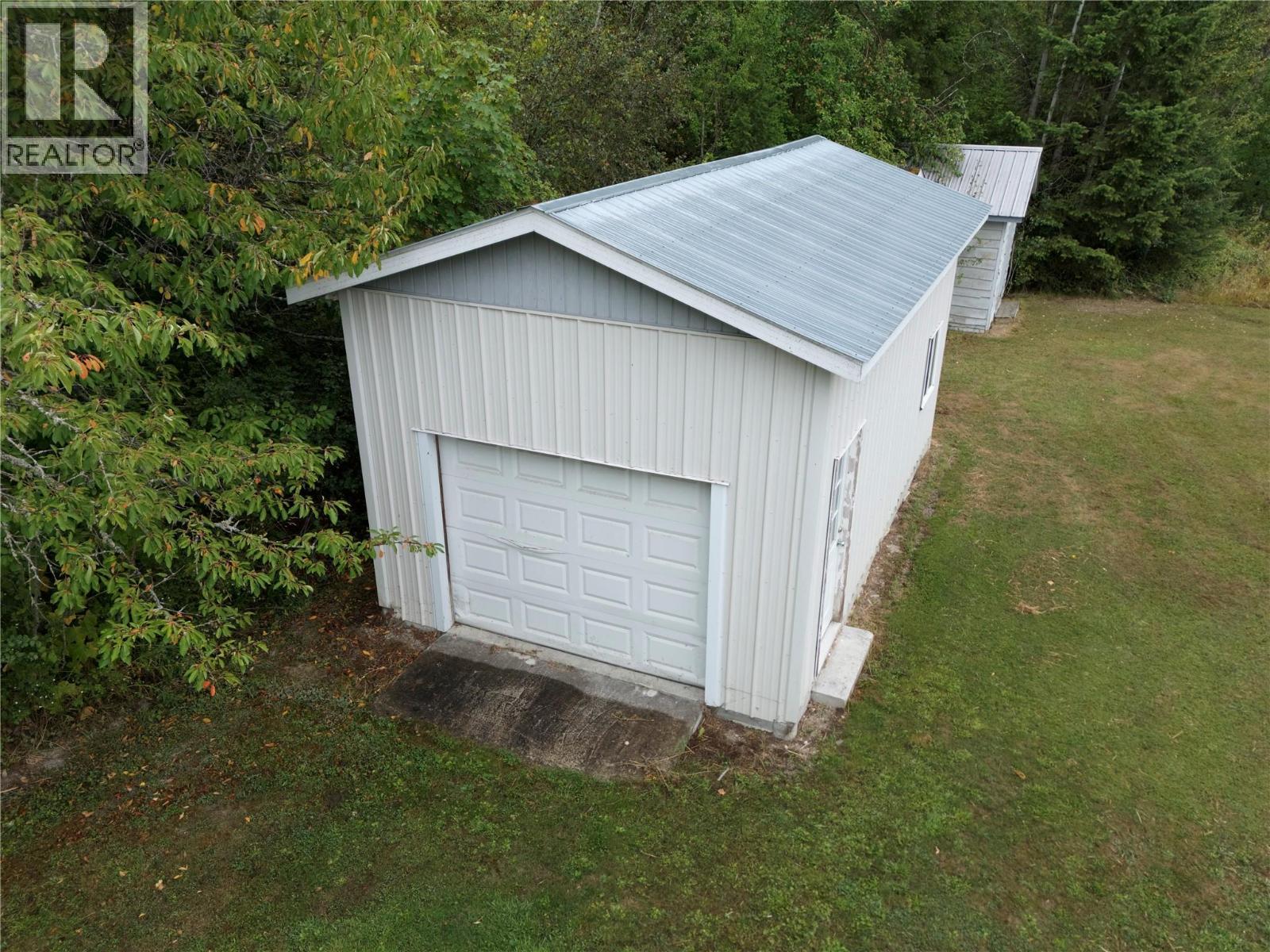 14' by 24' garage - 1-2780 Rocky Point Road, Creston, BC