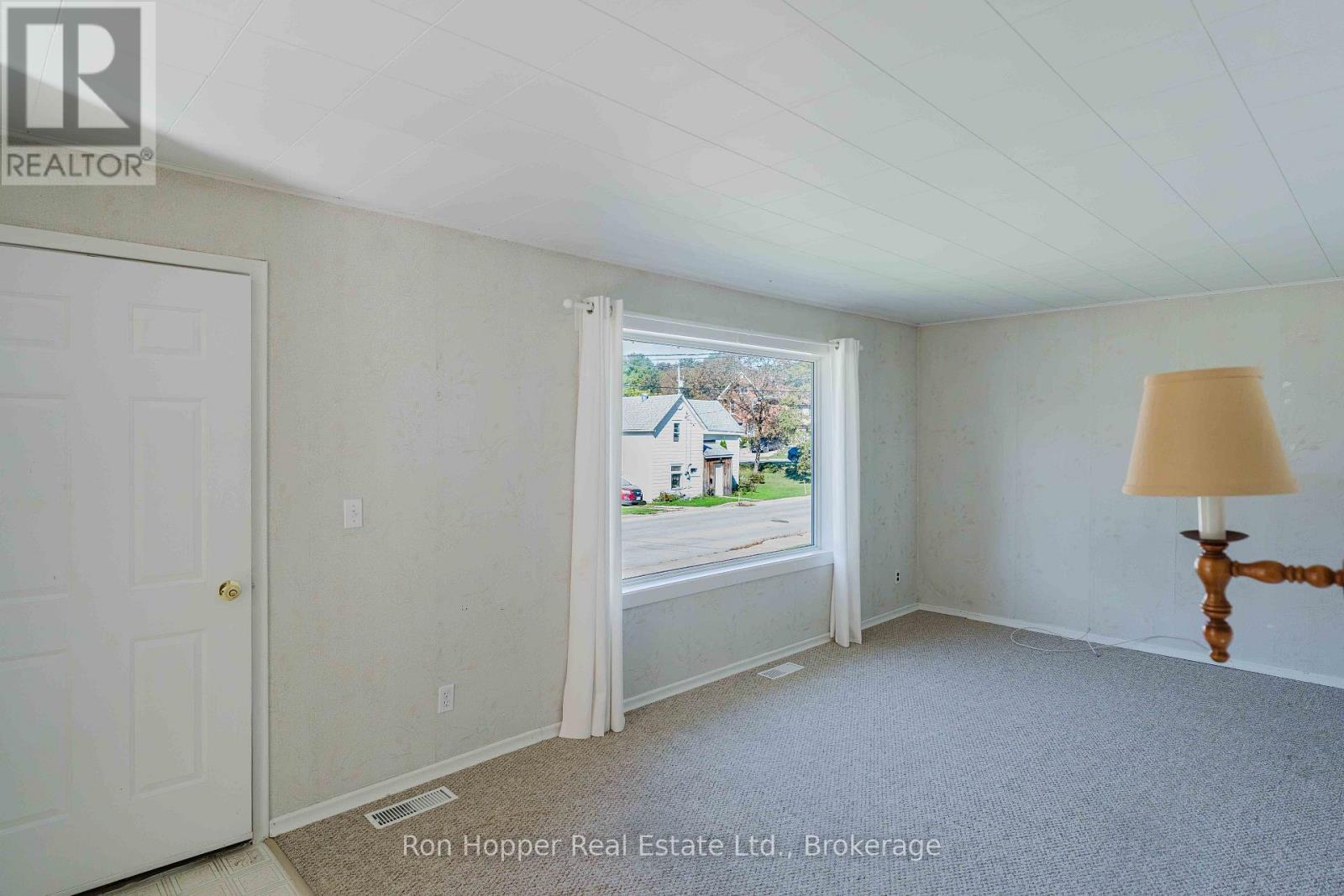 775 8Th Avenue E, Owen Sound, ON