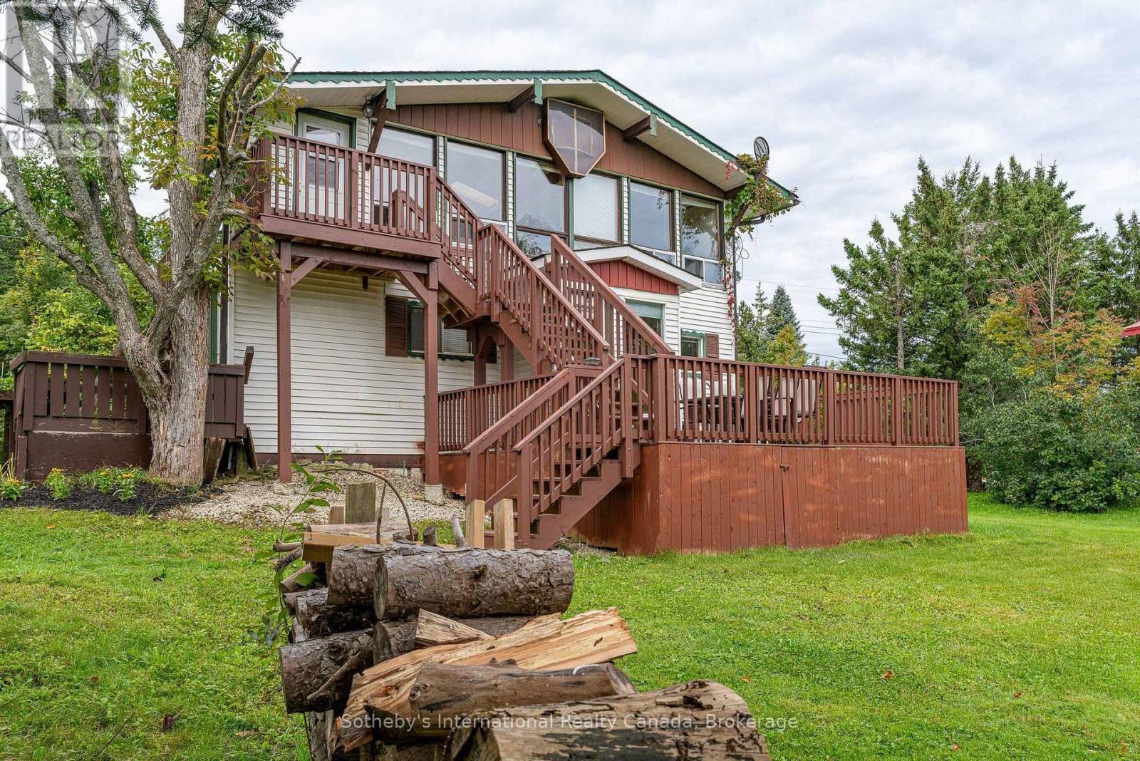 121 Hamlet Road, Blue Mountains, ON