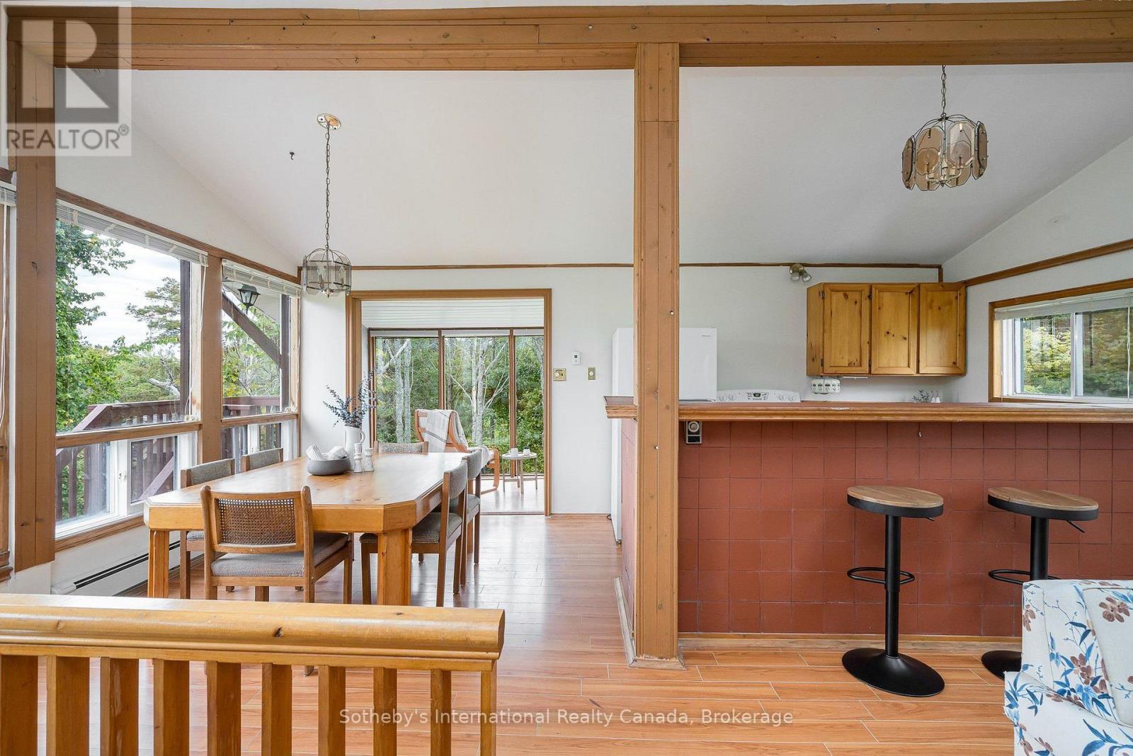 121 Hamlet Road, Blue Mountains, ON