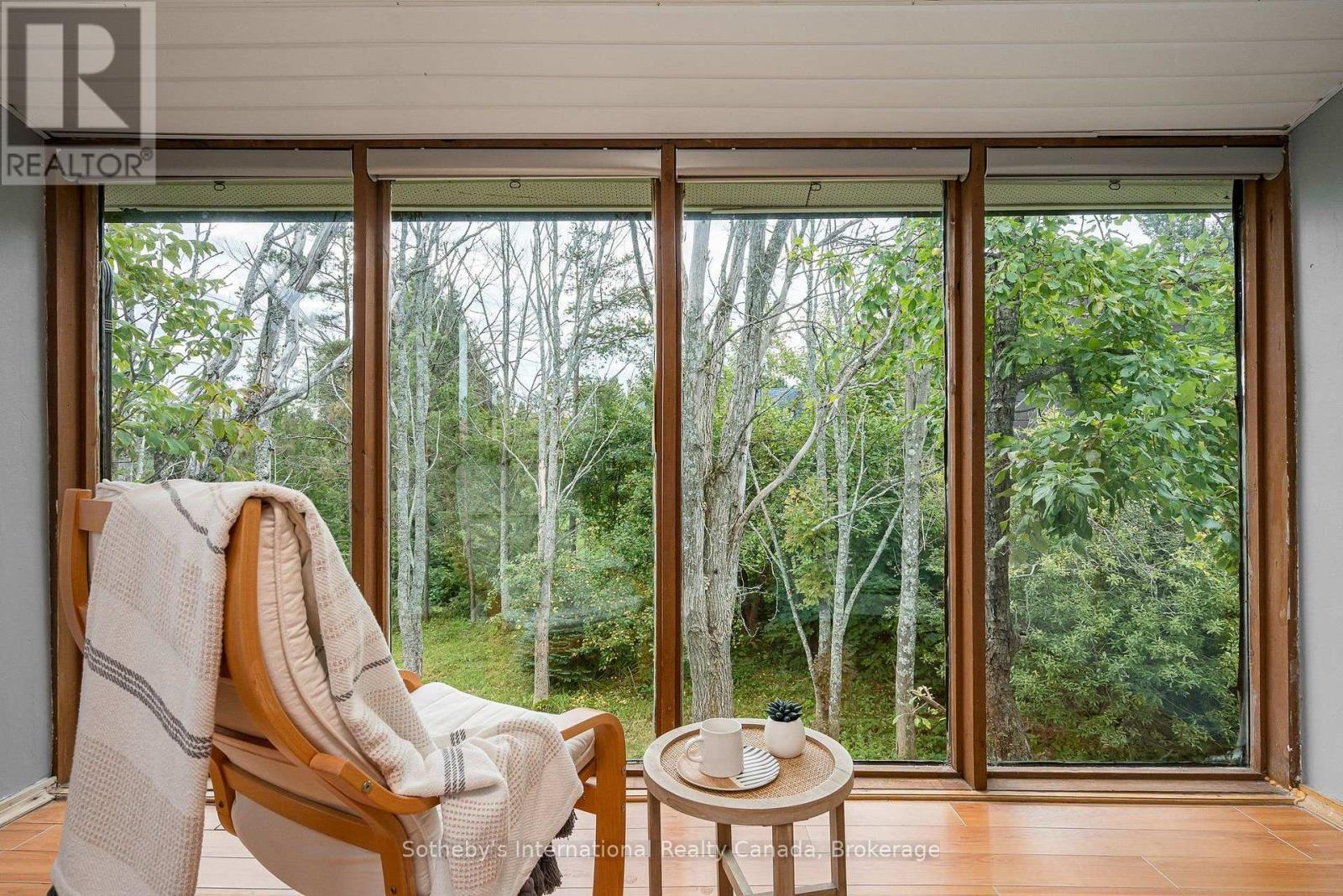 121 Hamlet Road, Blue Mountains, ON