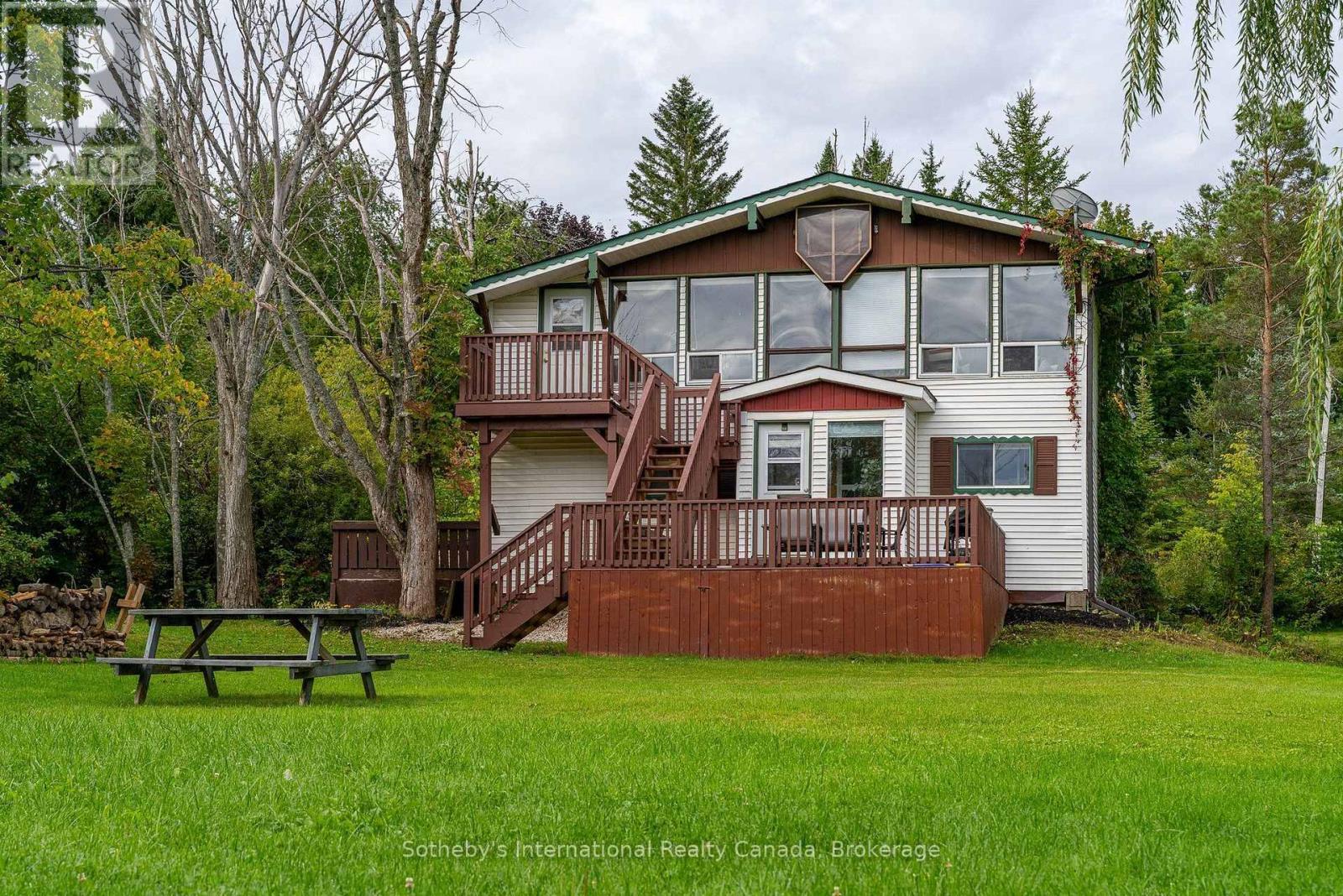 121 Hamlet Road, Blue Mountains, ON