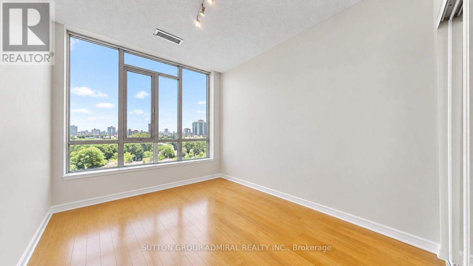 Uph09 - 28 Byng Avenue, Toronto, ON