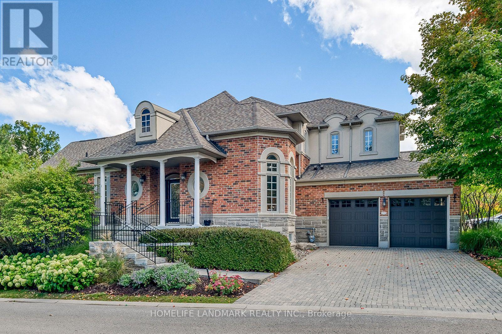 153 Britton Trail, Aurora, ON