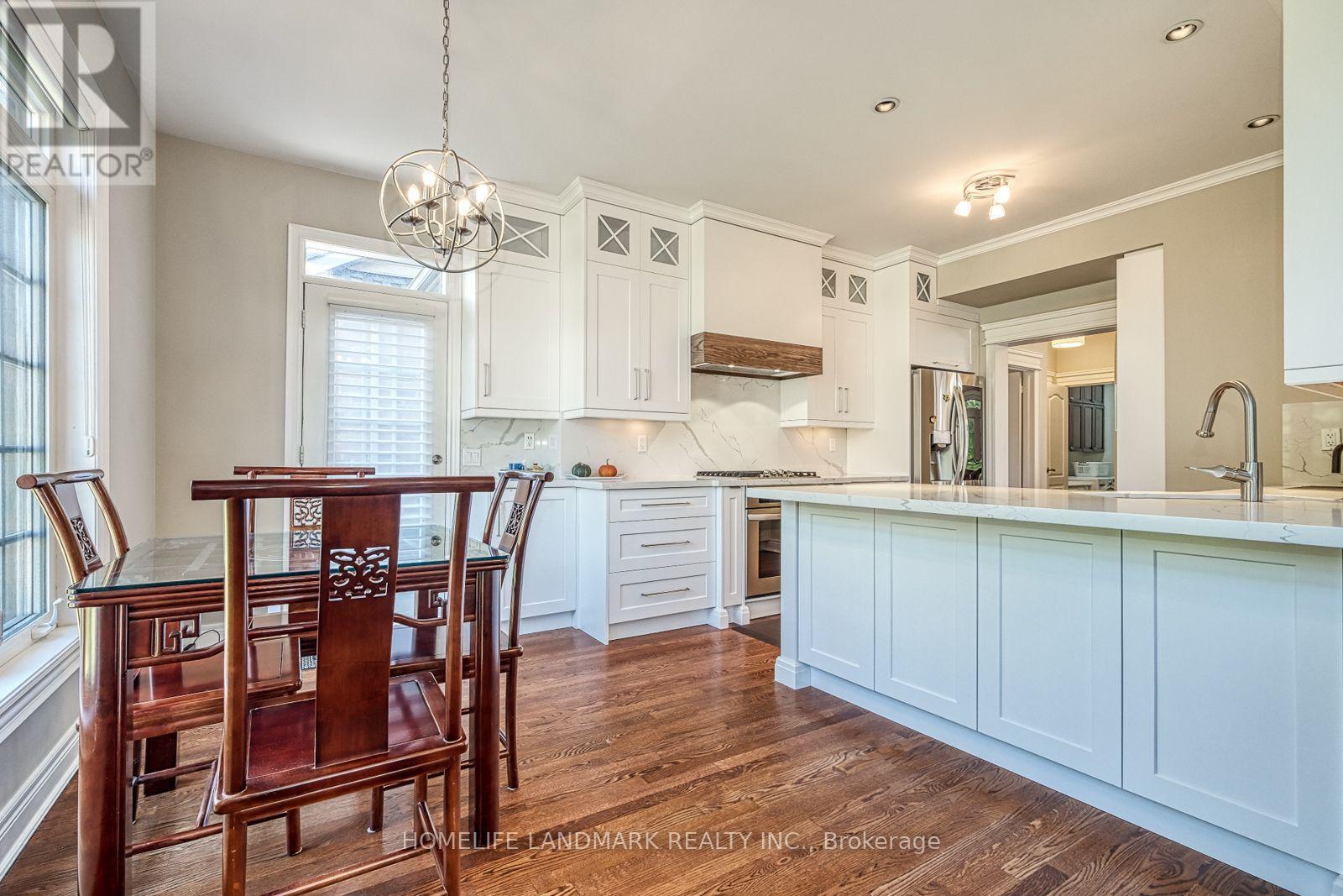 153 Britton Trail, Aurora, ON