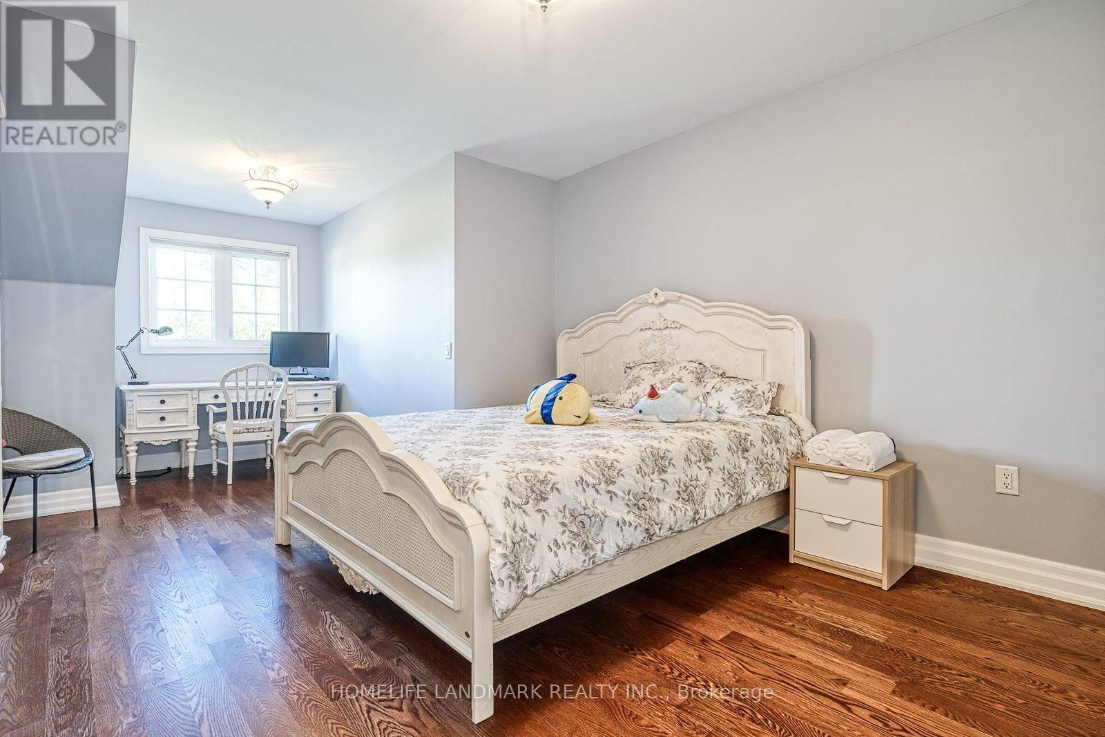 153 Britton Trail, Aurora, ON