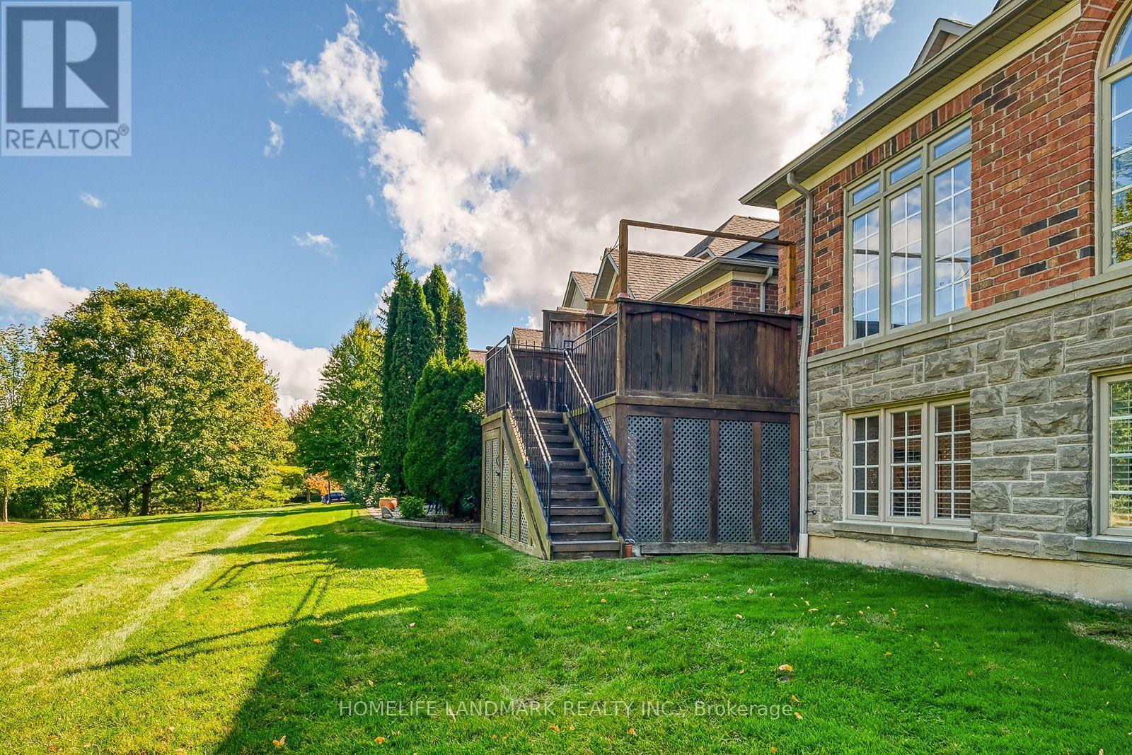 153 Britton Trail, Aurora, ON