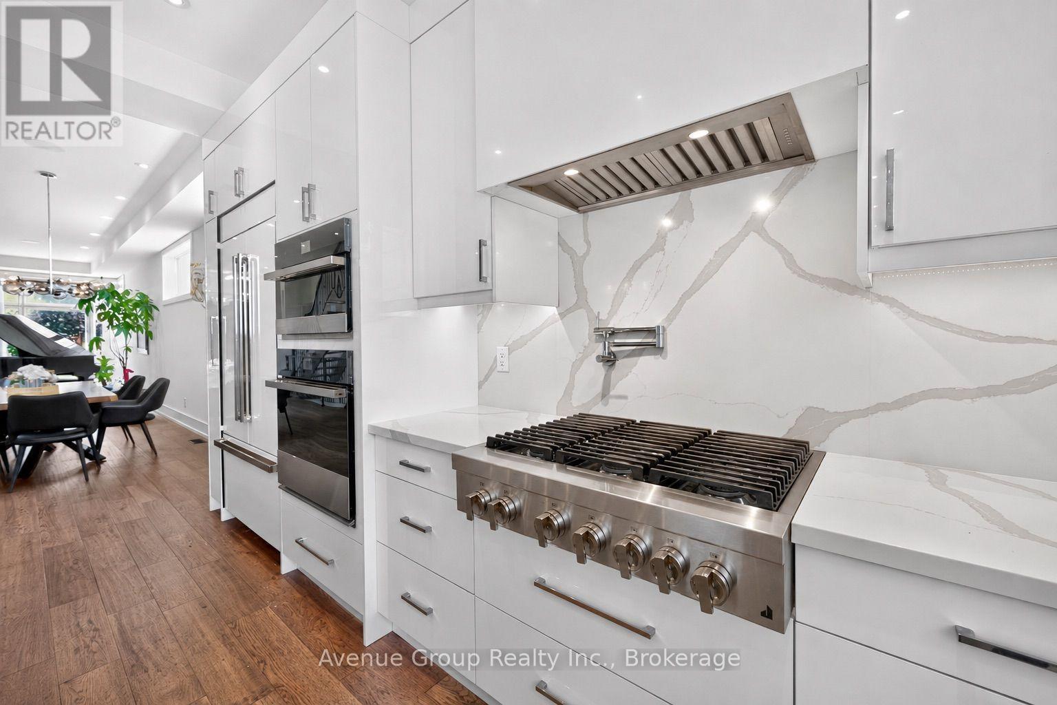 33 Cartwright Avenue, Toronto, ON