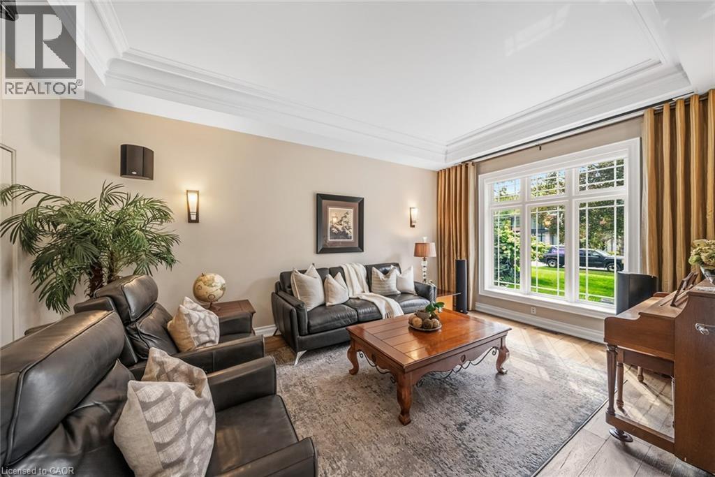 789 Sunset Road, Burlington, ON