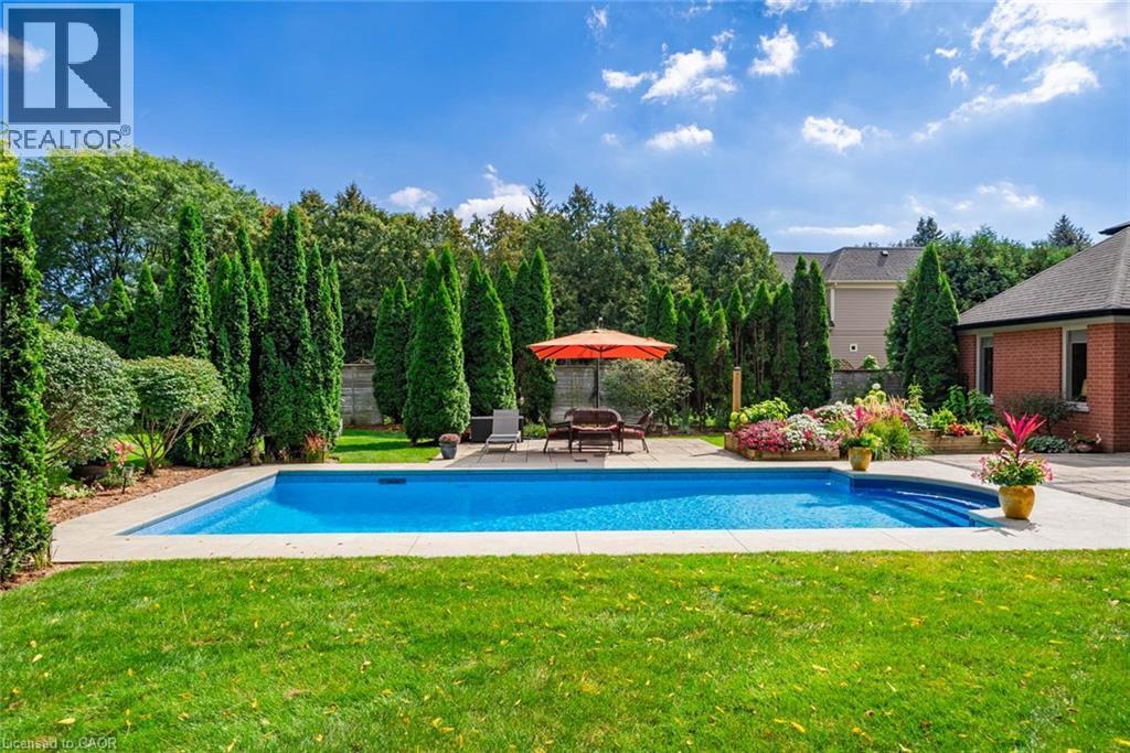 789 Sunset Road, Burlington, ON