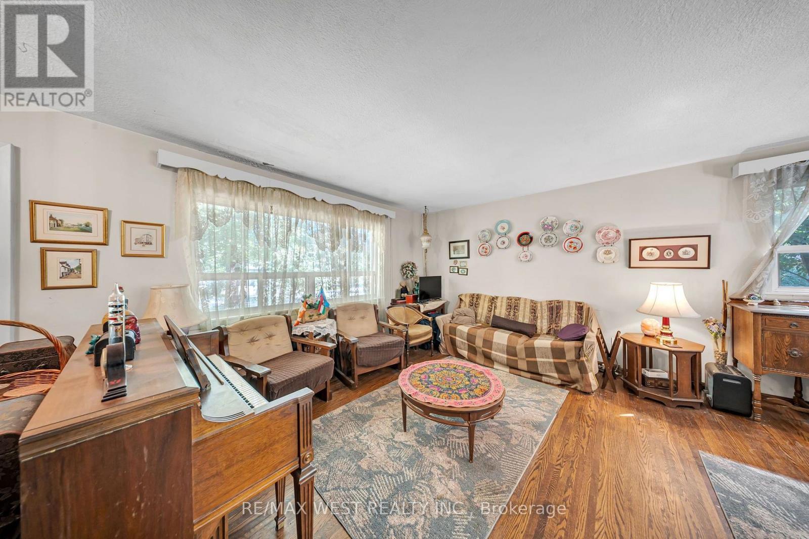 1610 Magenta Court, Mississauga, ON