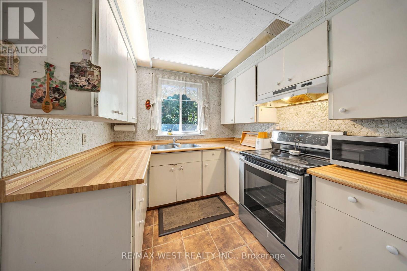 1610 Magenta Court, Mississauga, ON