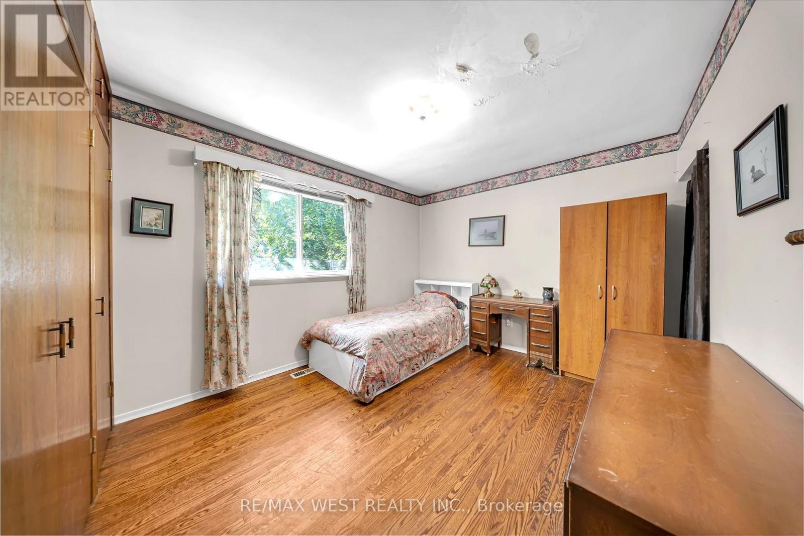 1610 Magenta Court, Mississauga, ON