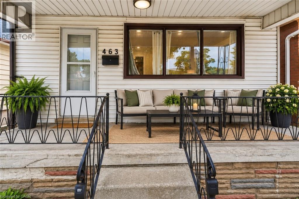 Virtually Staged - 463 Wellington Street N, Hamilton, ON
