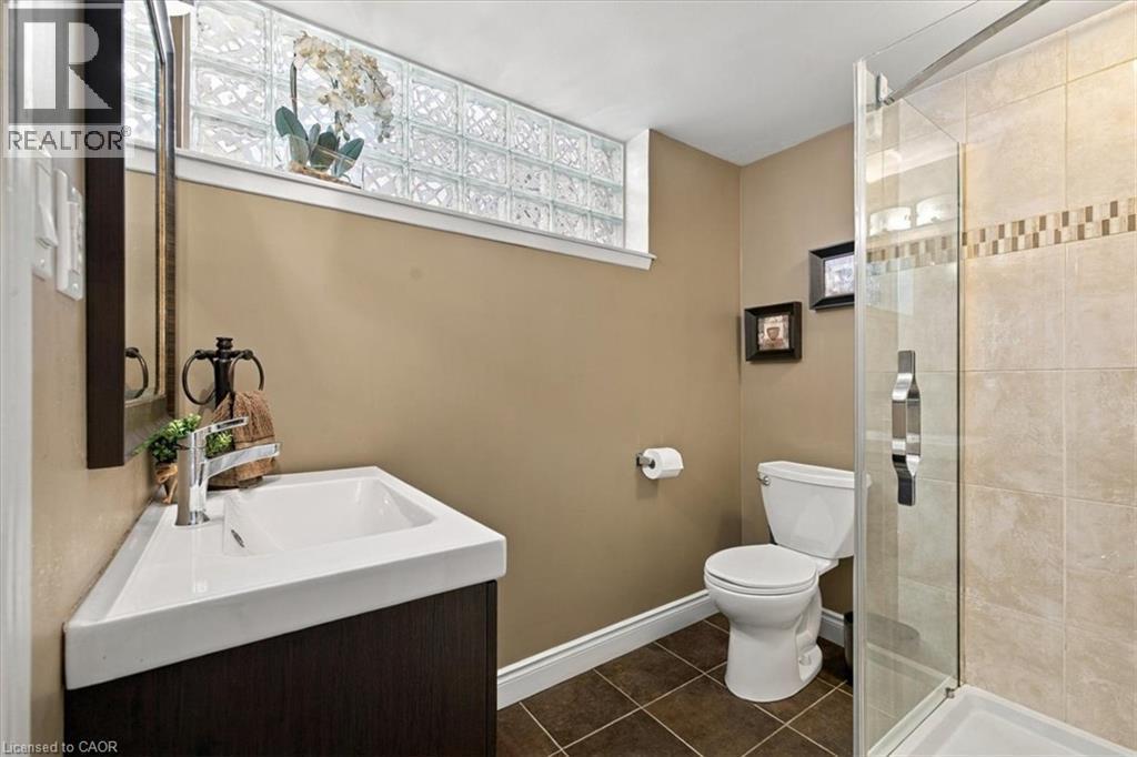 2408 Hereford Crescent, Burlington, ON