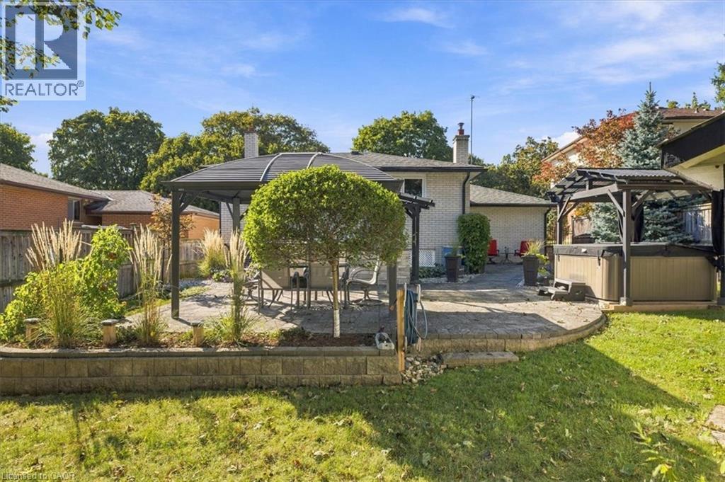 2408 Hereford Crescent, Burlington, ON