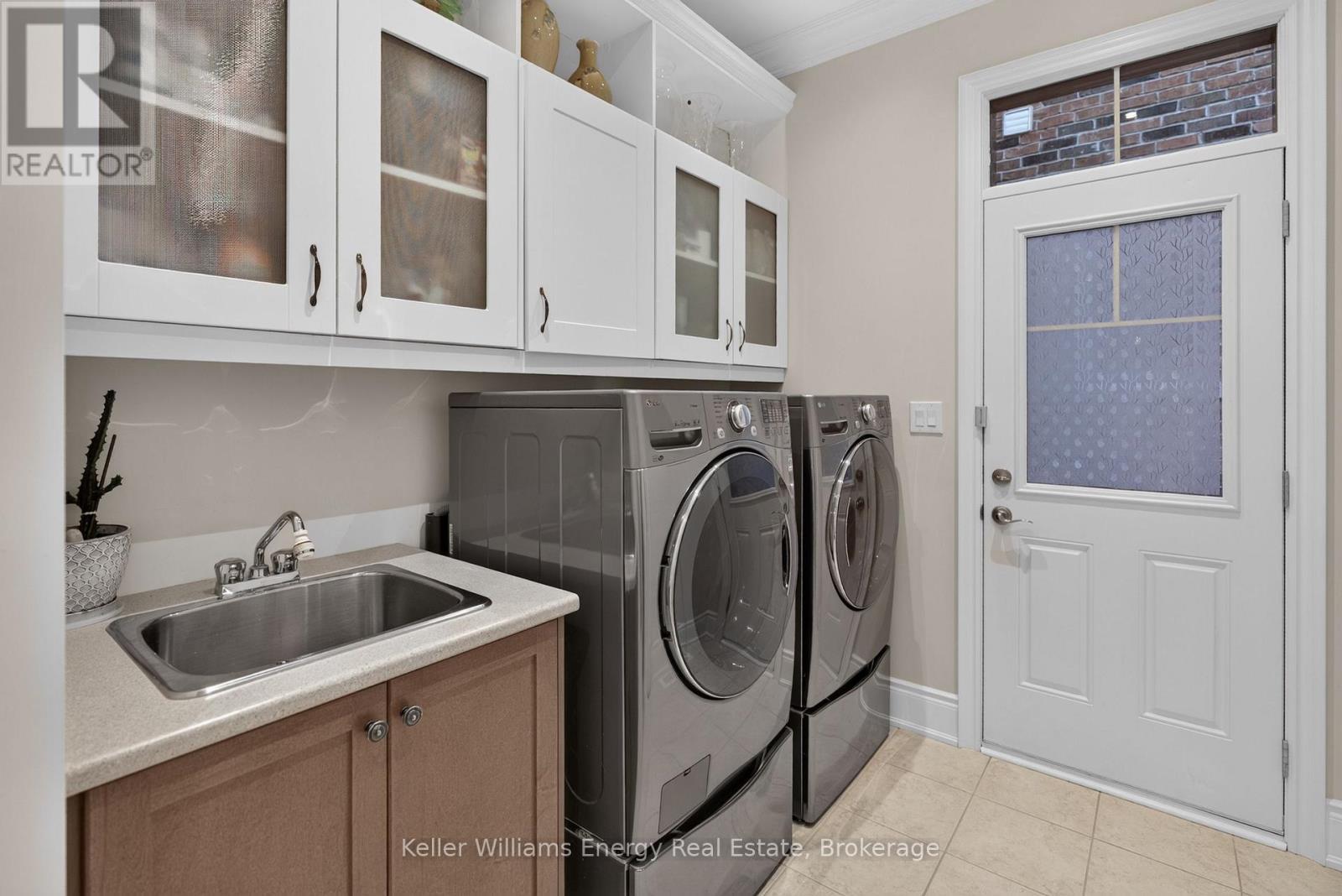 59 Venkata Drive, Vaughan (Kleinburg), ON