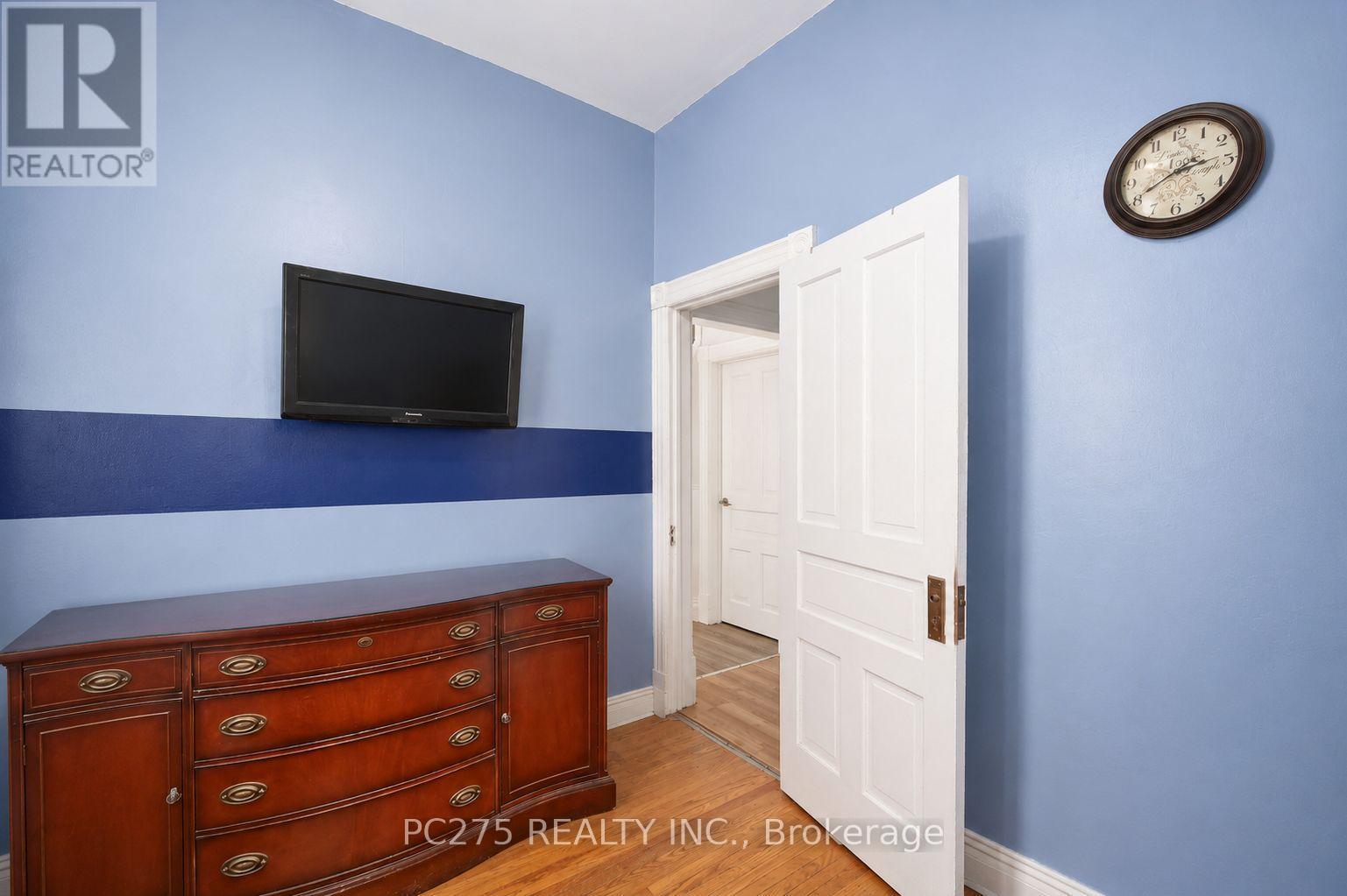 20 Maple Street, St. Thomas, ON