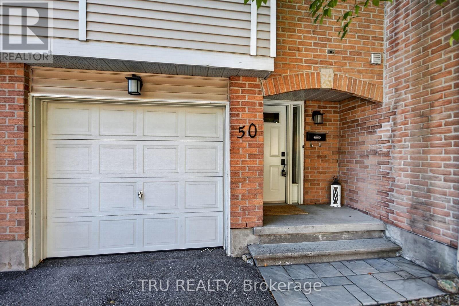 90 - 50 Lightfoot Place, Ottawa, ON