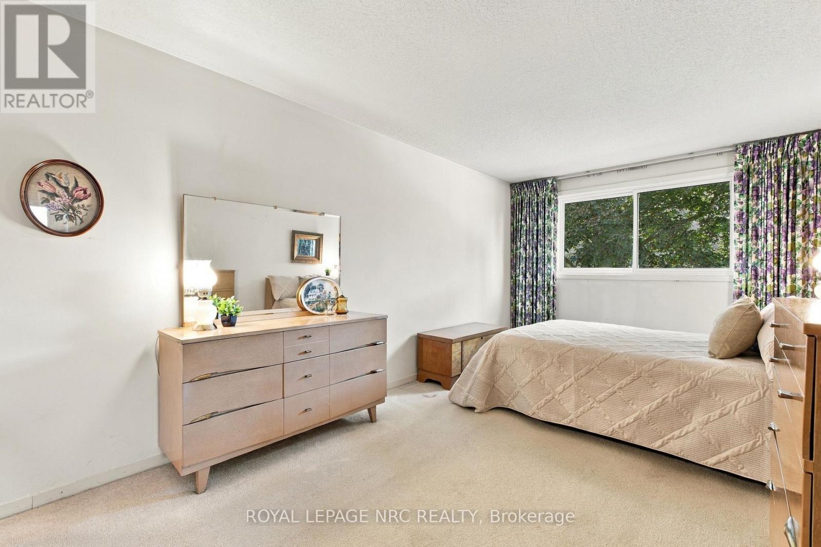28 The Cedars Street, St. Catharines (Vine/Linwell), ON